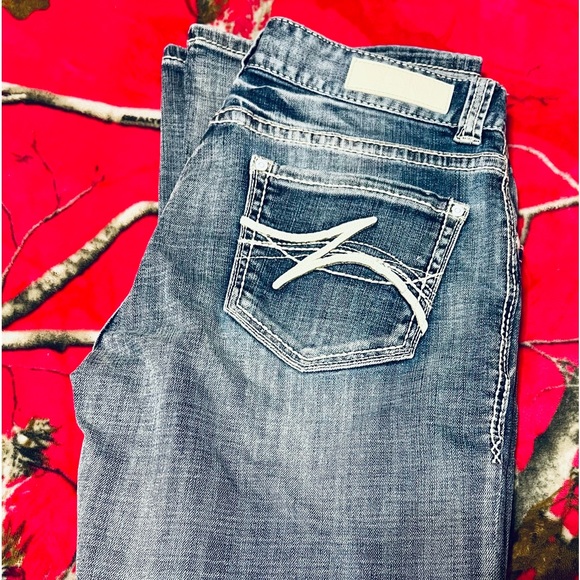 Rock&Roll Women’s Jeans NWOT Size 29x30 - Picture 2 of 6